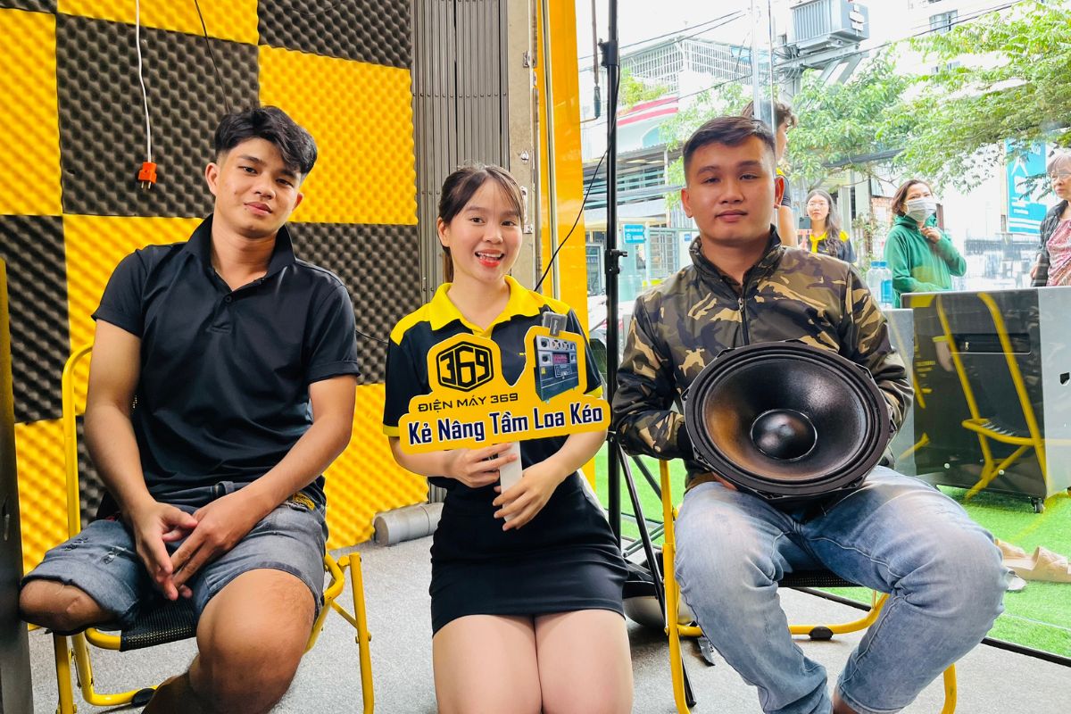 Muốn mua loa kéo không hú, rít đến ngay Điện Máy 369