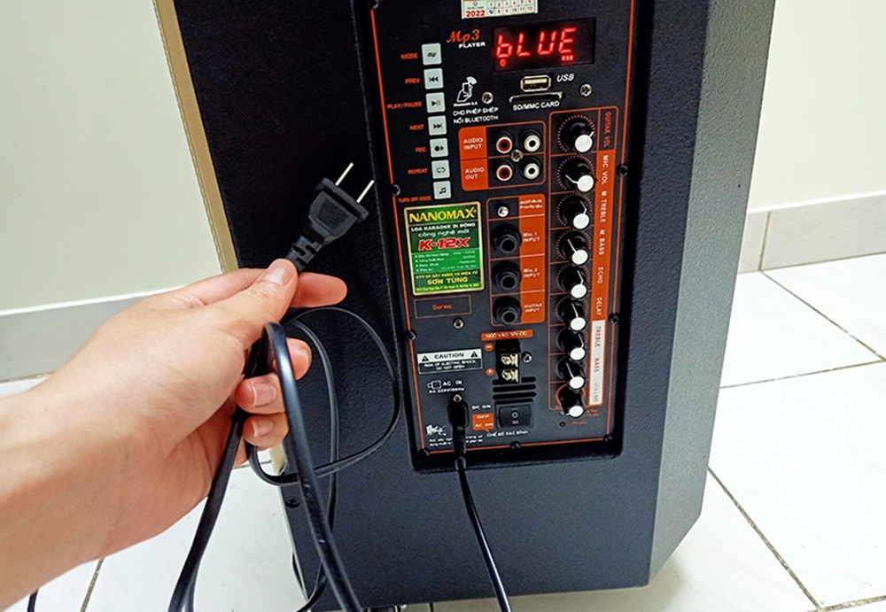 Loa kéo điện (loa kéo cắm điện trực tiếp)